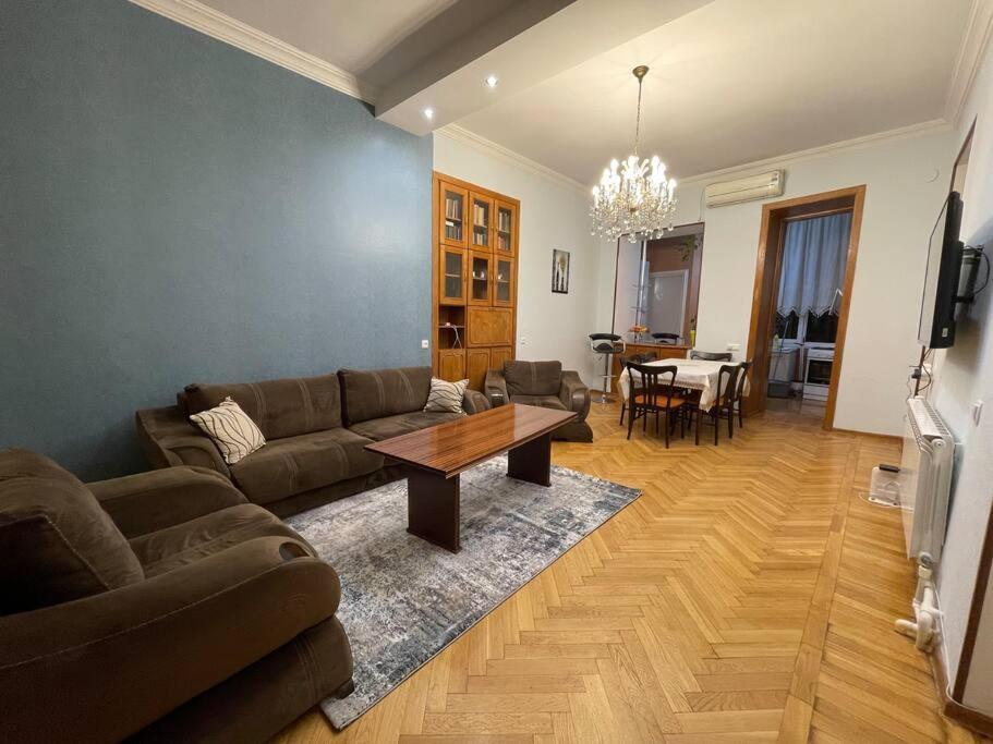 House In Old Tbilisi Apartment Exterior photo